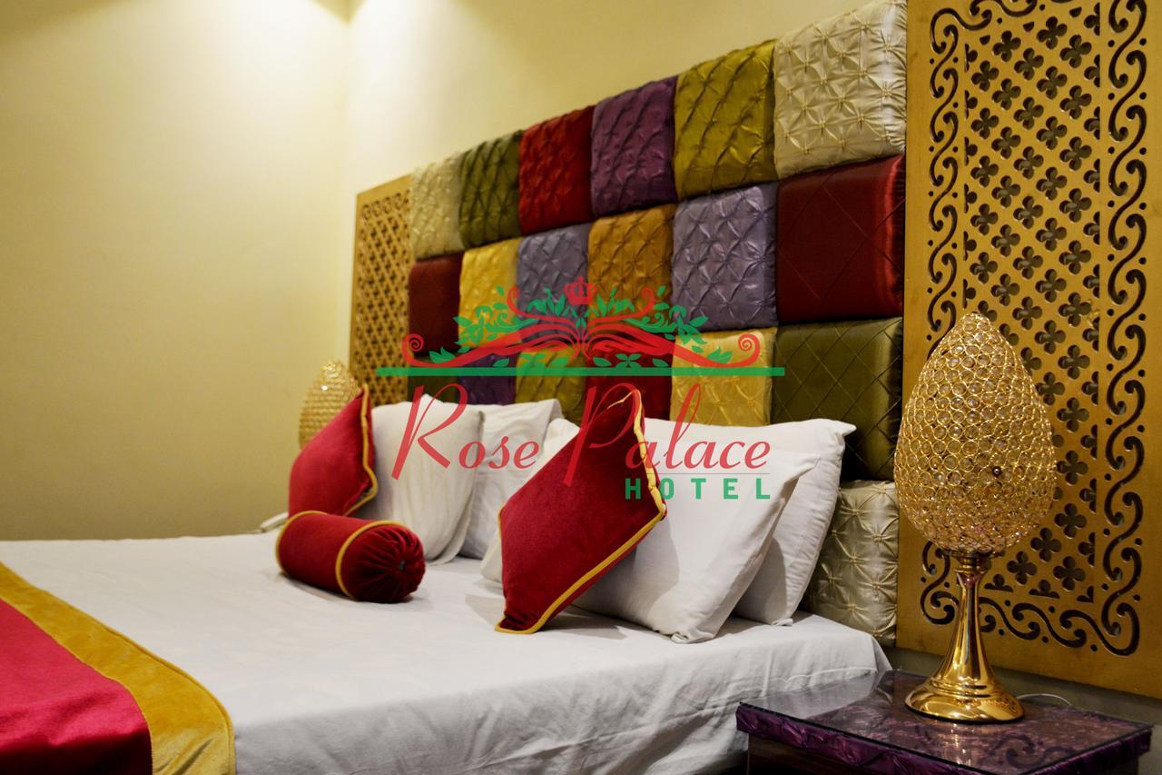 Rose Palace Hotel ลาฮอร์ ภายนอก รูปภาพ