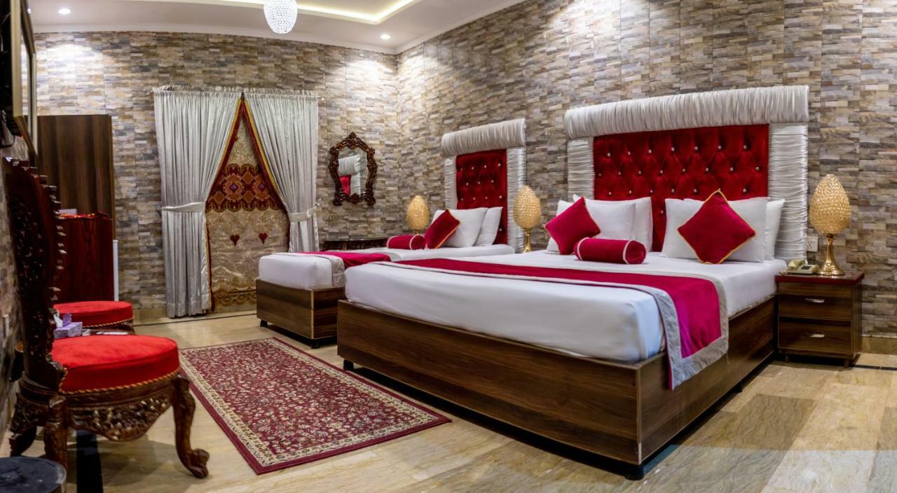 Rose Palace Hotel ลาฮอร์ ภายนอก รูปภาพ