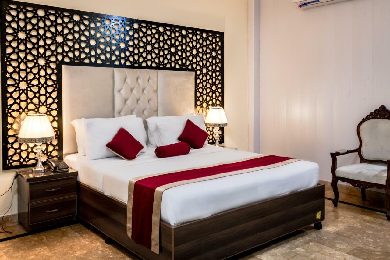 Rose Palace Hotel ลาฮอร์ ภายนอก รูปภาพ