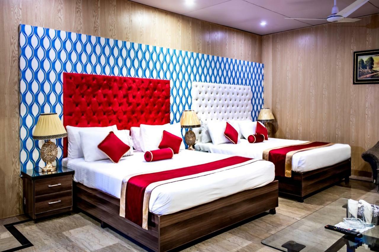 Rose Palace Hotel ลาฮอร์ ภายนอก รูปภาพ