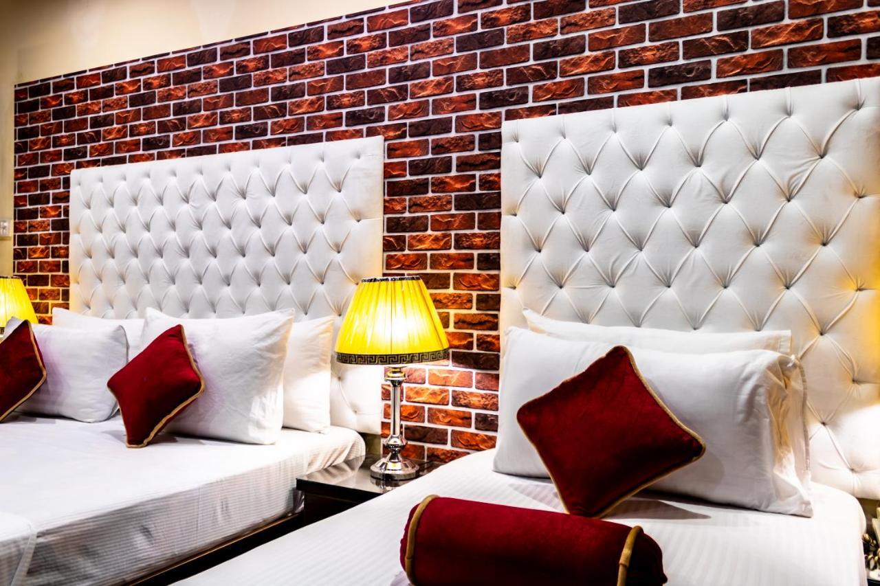 Rose Palace Hotel ลาฮอร์ ภายนอก รูปภาพ